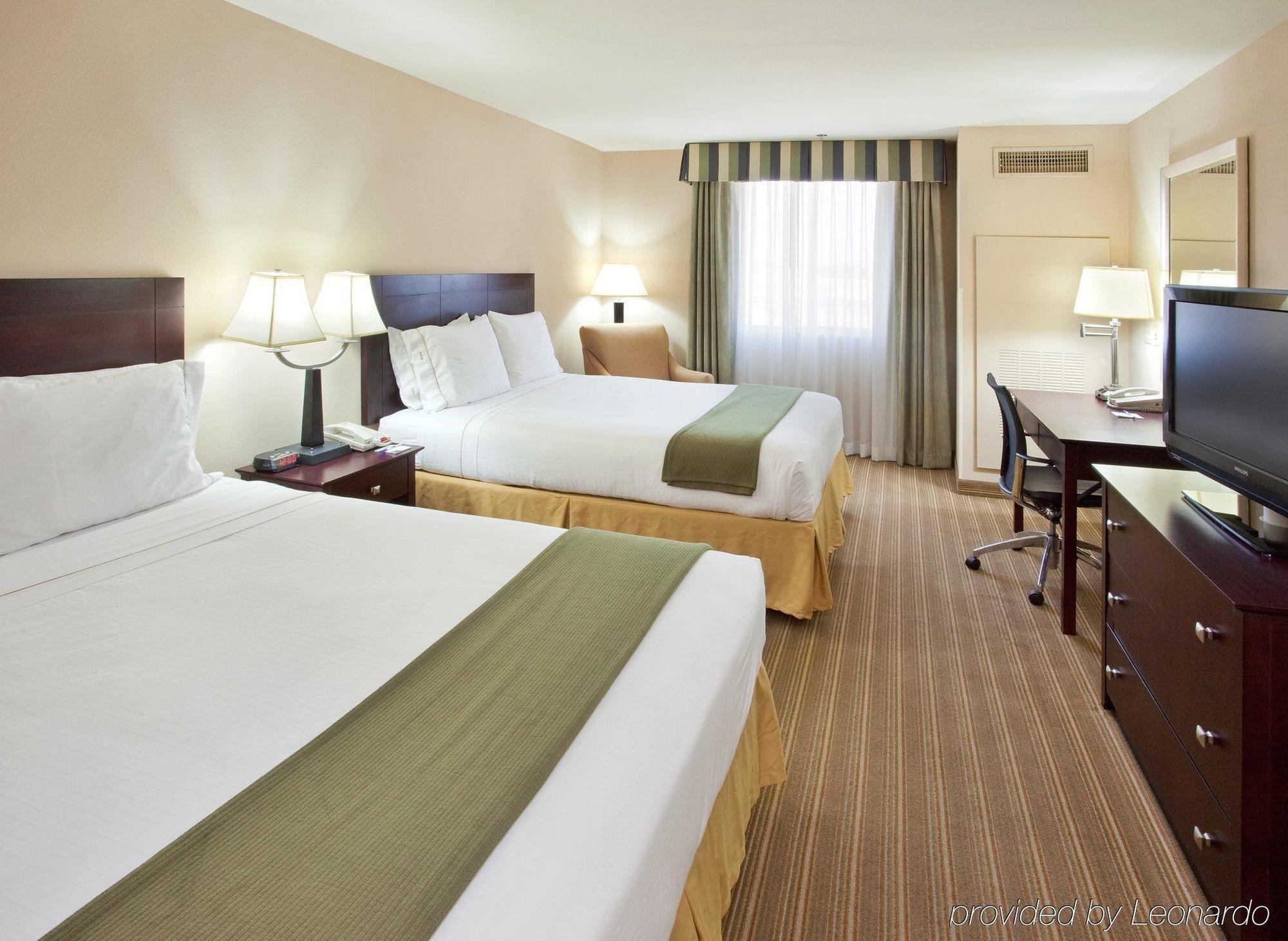 Holiday Inn Express Fresno River Park Highway 41 By Ihg Rom bilde
