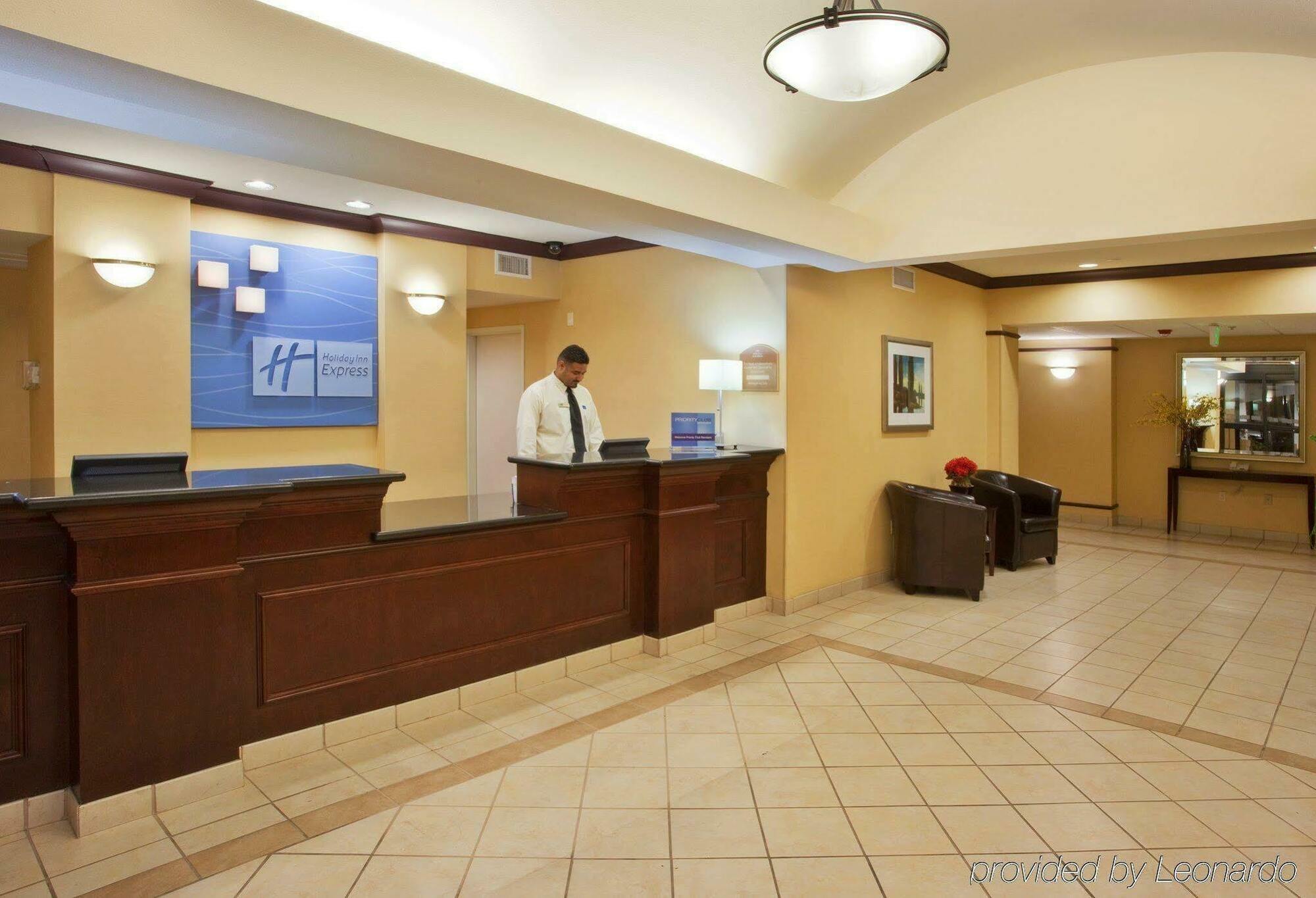 Holiday Inn Express Fresno River Park Highway 41 By Ihg Interiør bilde